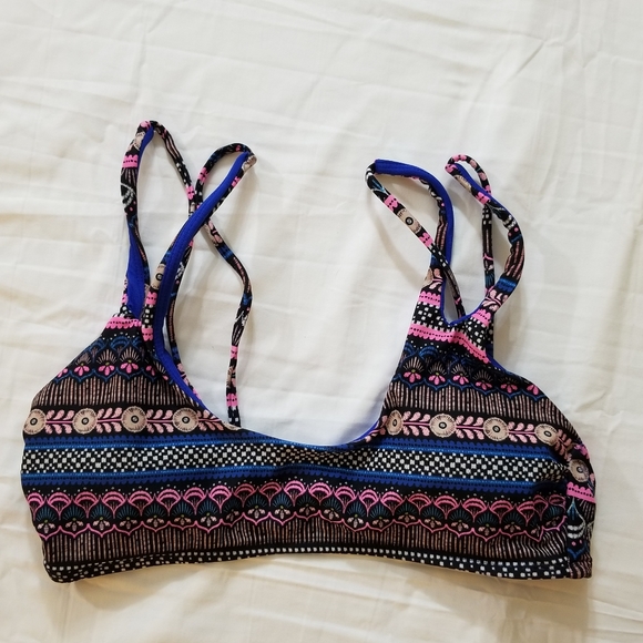 Bundle 2 Bikini Tops Victoria's Secret Size Small - Picture 8 of 12